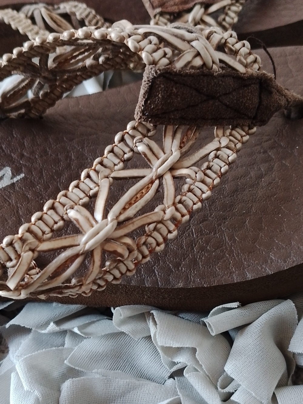 Skechers Brown Thong Flip Flops with Beige Braided Straps Size 6
